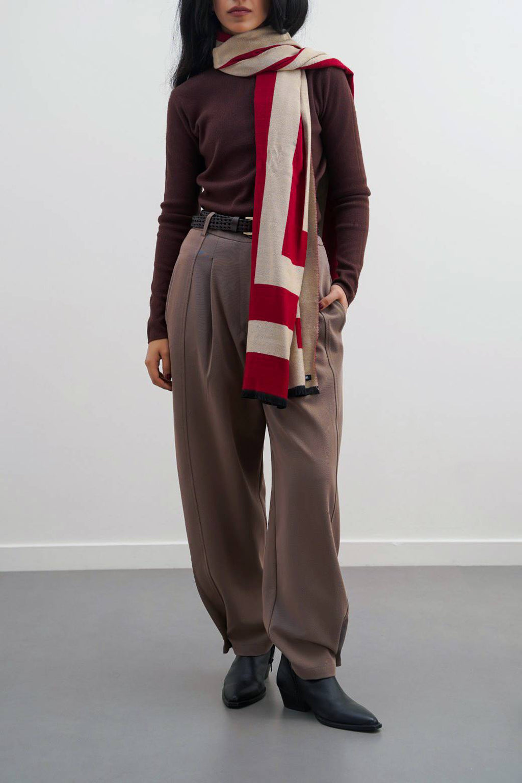 Luxury Brown Jilpop High Crew Sweater