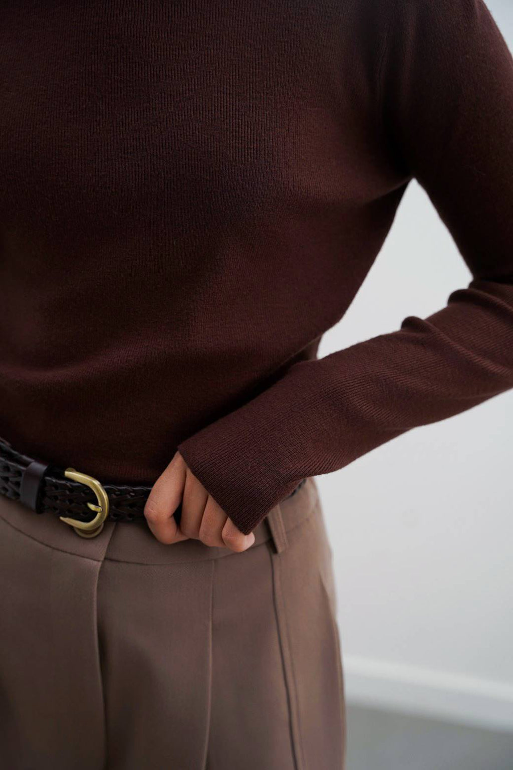 Luxury Brown Jilpop High Crew Sweater