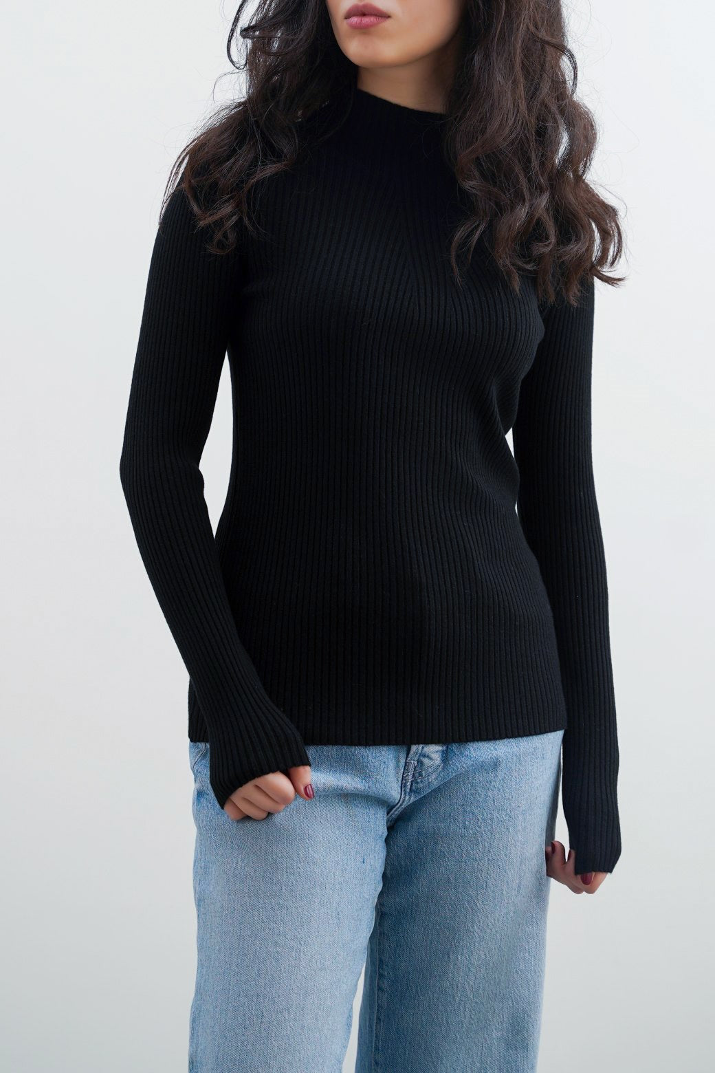 Ribbed Black Jilpop High Crew Sweater