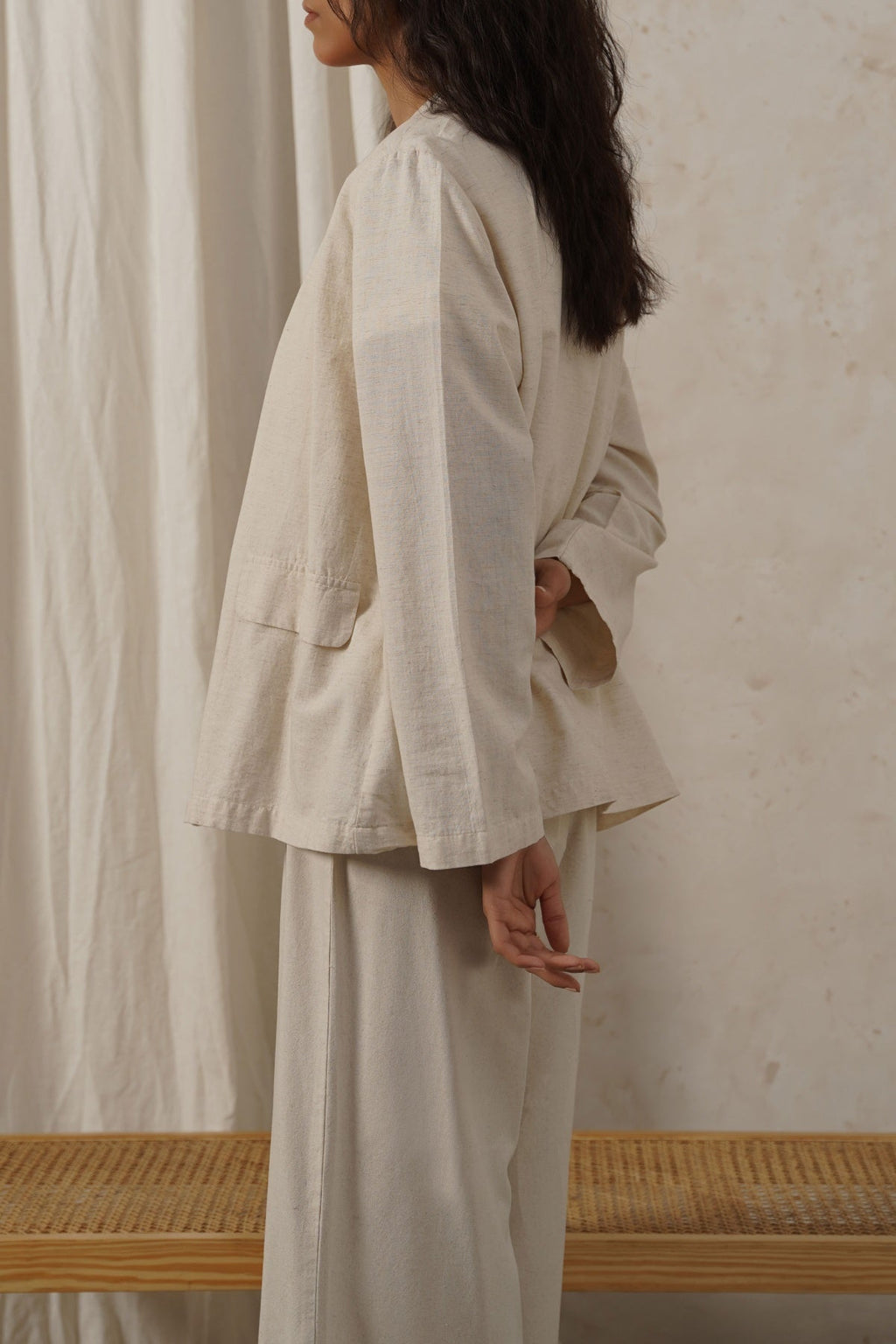 Collarless Beige Jilpop Linen Blazer