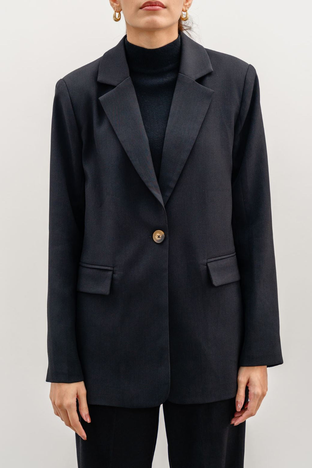 Tailored Black Jilpop Blazer