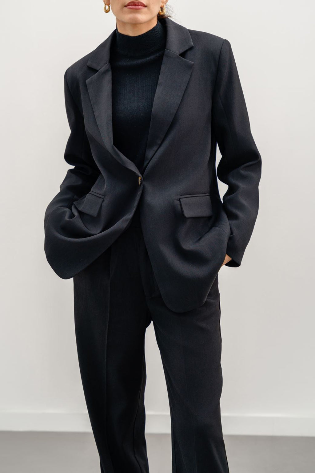 Tailored Black Jilpop Blazer