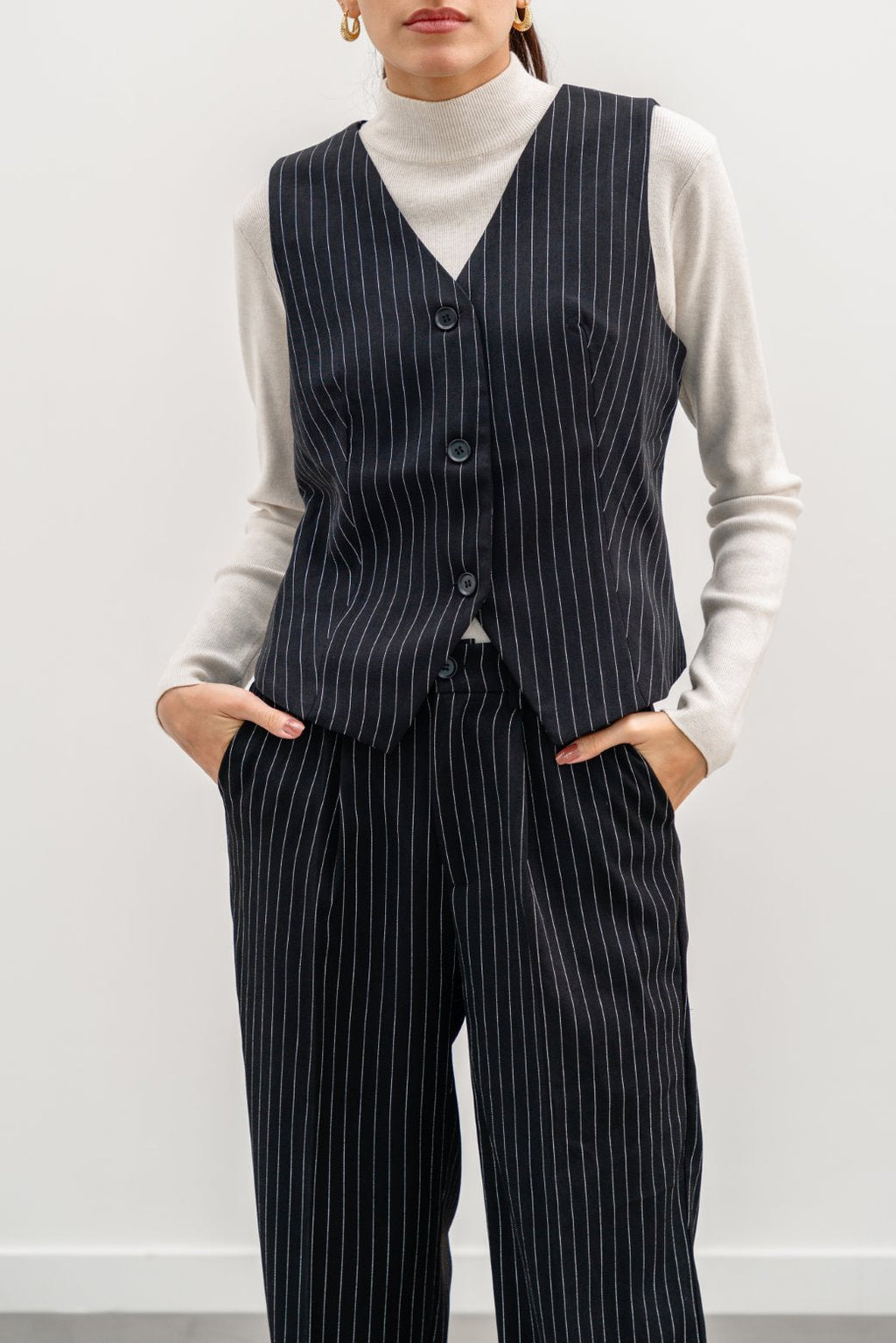 Pin Black Jilpop Striped Vest