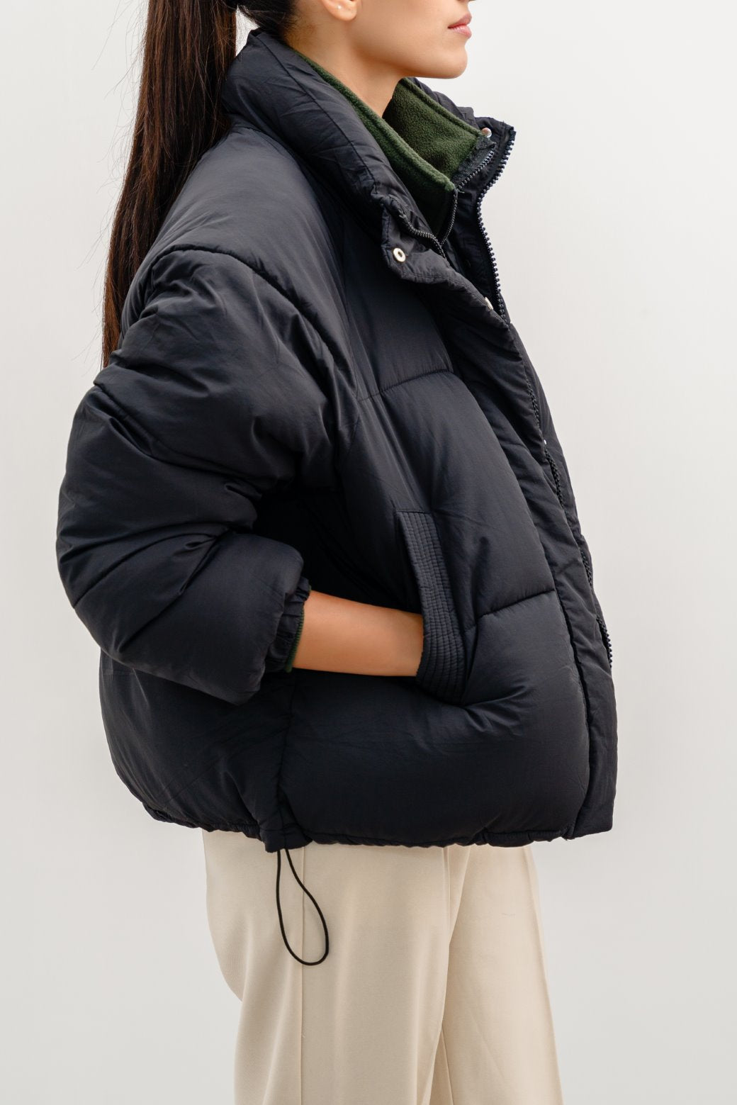 Short Black Jilpop Puffer Jacket