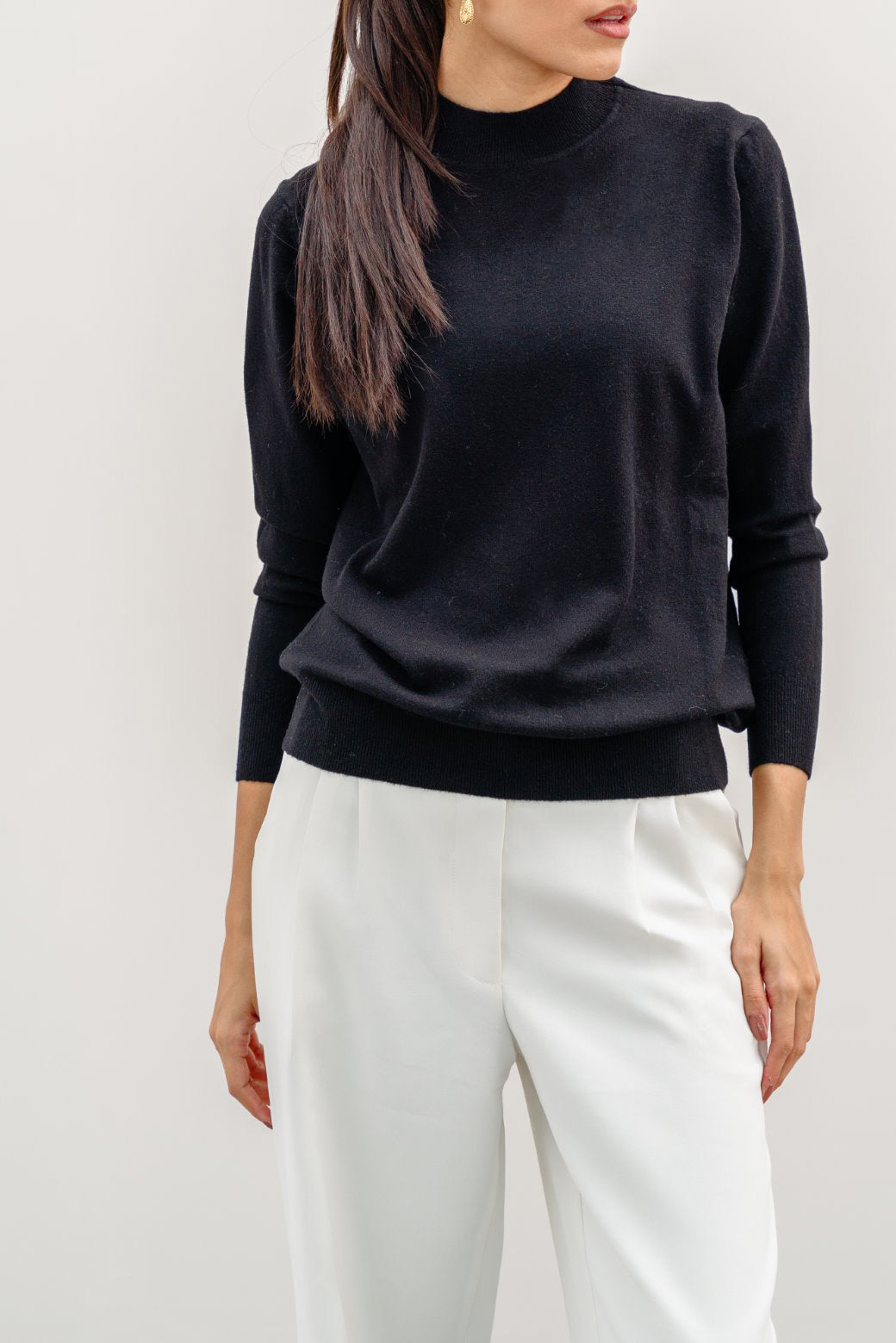 Soft Black Jilpop Knitted Sweater