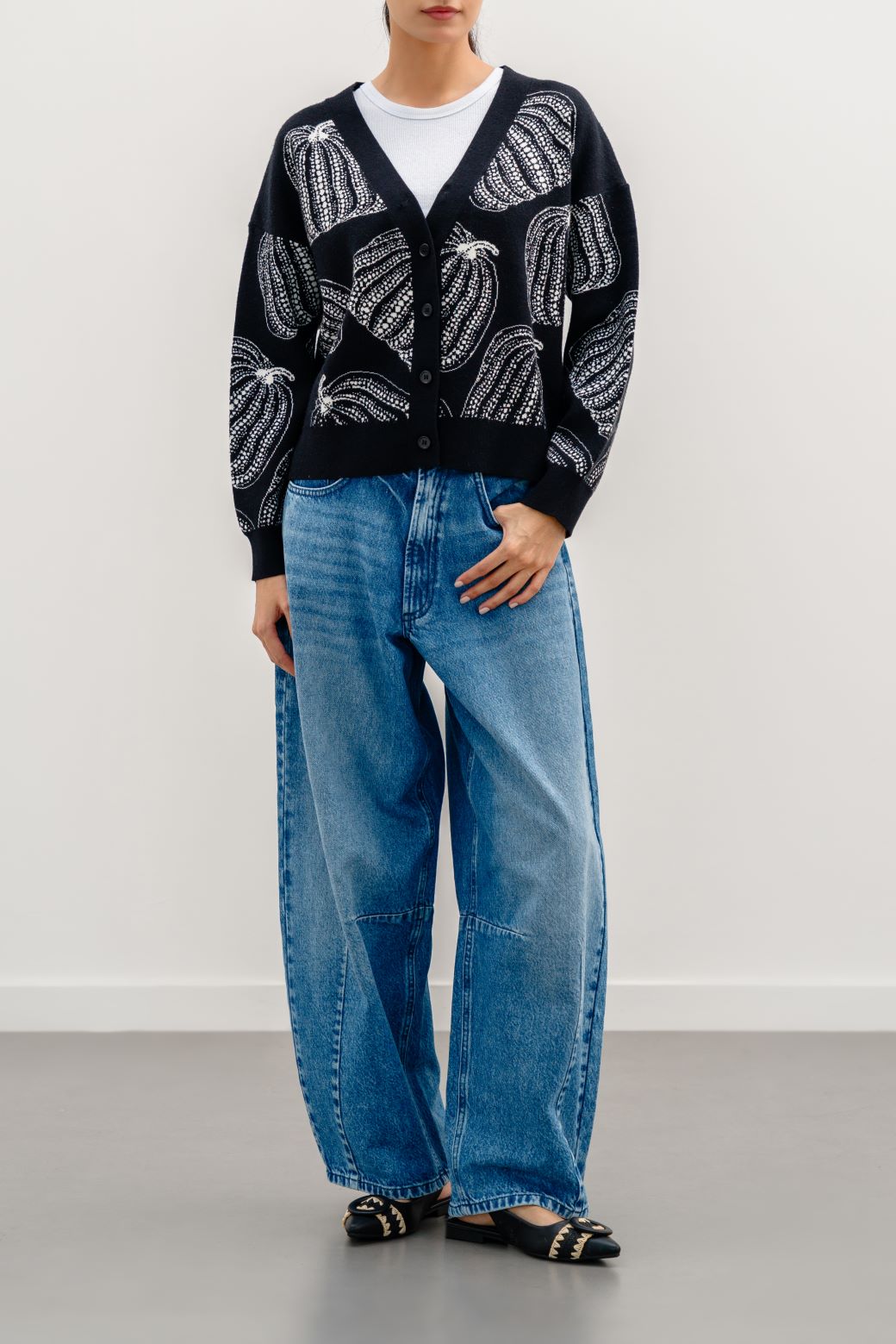 Jacquard Black Jilpop Pumpkin Cardigan