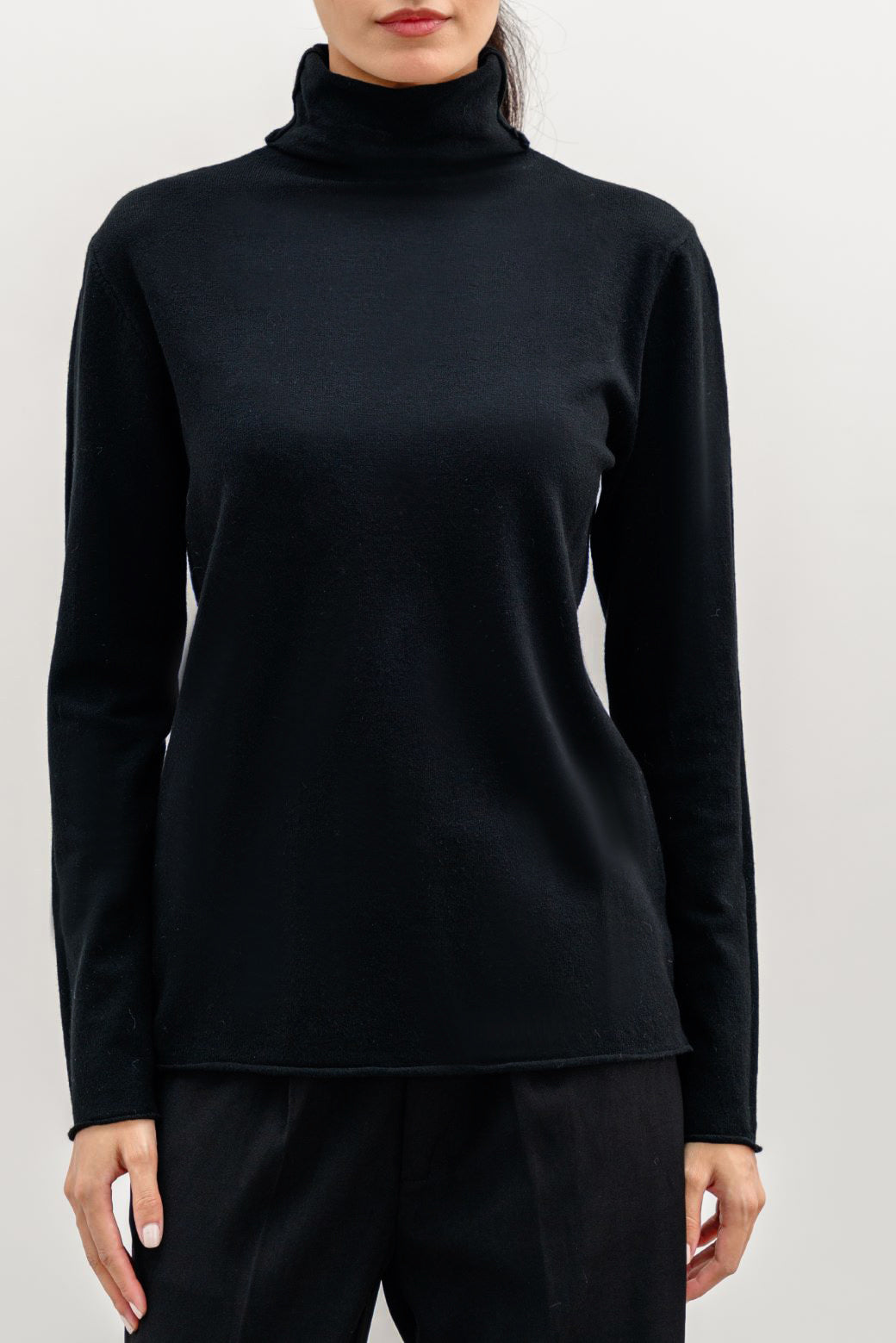 Lightweight Black Jilpop Sweater Top