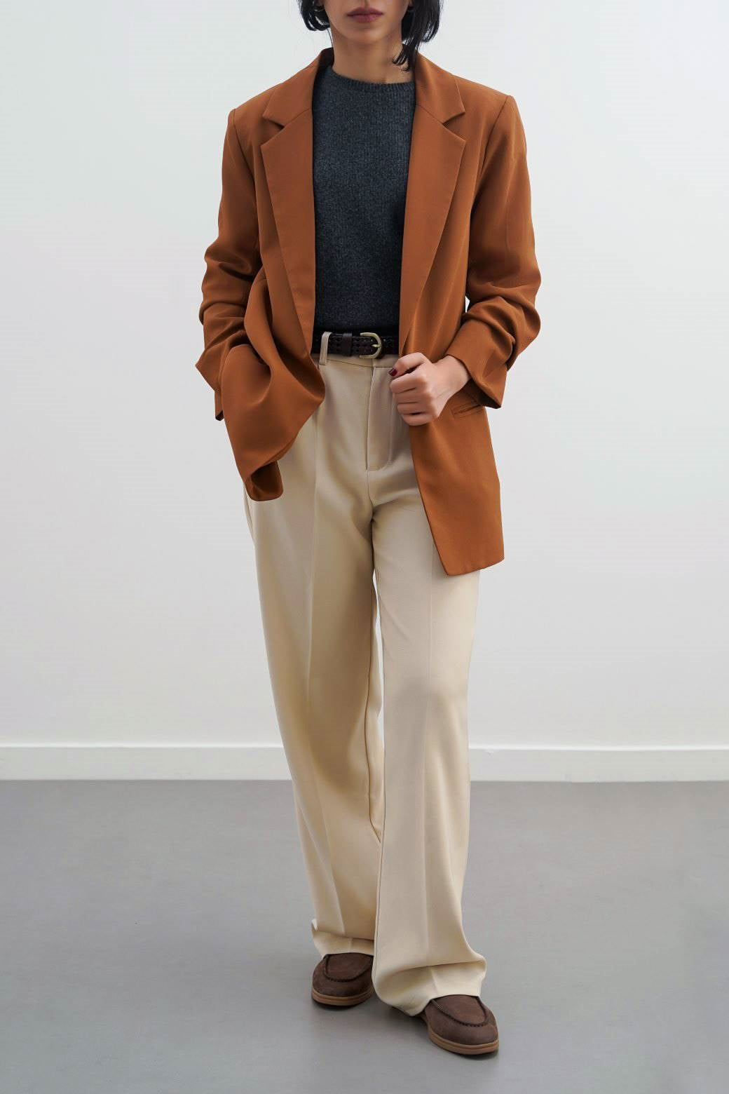 Basic Brown Jilpop Blazer With Ruched Sleeve