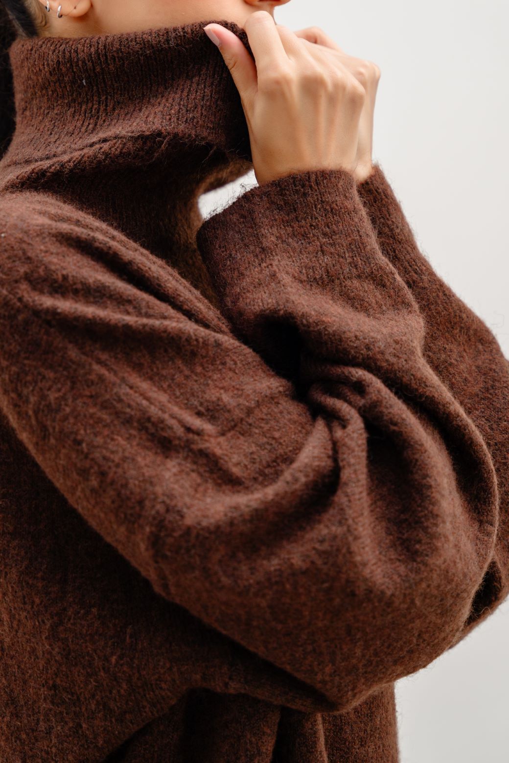 Manhattan Brown Jilpop High Neck Sweater