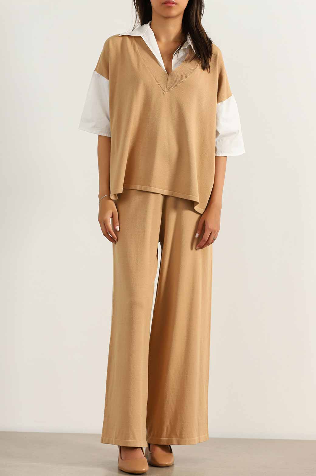 Sweater Camel Jilpop With Attached Shirt