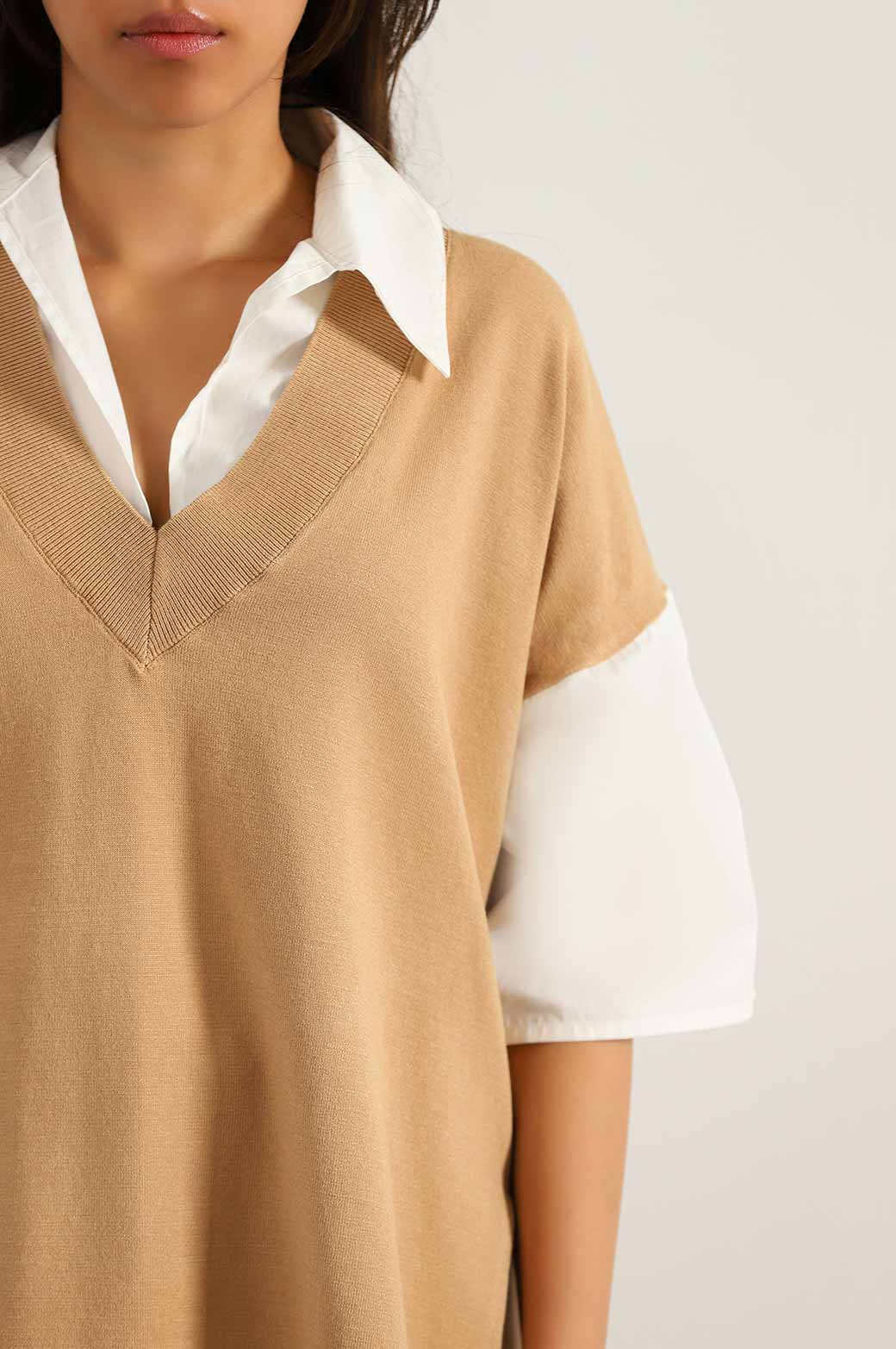 Sweater Camel Jilpop With Attached Shirt
